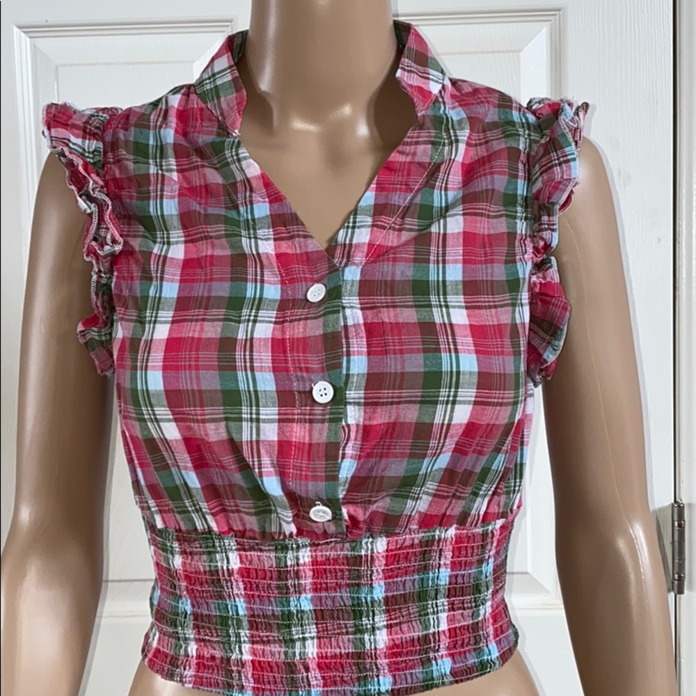 ❤️Cute Button Down, Ruffle Sleeveless Crop Top